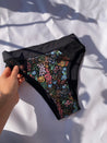 Aluna calzones menstruales:  Flower tiro corto con estampado de colores y transparencia, frente, flujo medio, absorbente, hipoalergénico, antibacteriano, absorbente